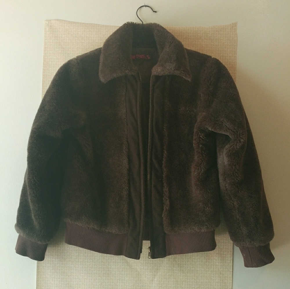 Beautiful brown faux fur coat ❄